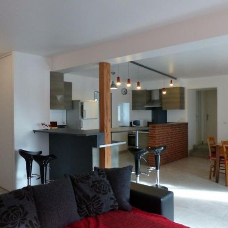 Poezat Maison Renovee Avec Cour Privee, Proche De Gannat, 3 Chambres, Animaux Acceptes, Equipements Modernes. - Fr-1-489-37 מראה חיצוני תמונה