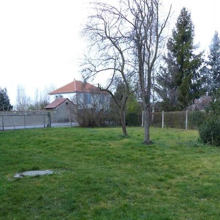 Poezat Maison Renovee Avec Cour Privee, Proche De Gannat, 3 Chambres, Animaux Acceptes, Equipements Modernes. - Fr-1-489-37 מראה חיצוני תמונה